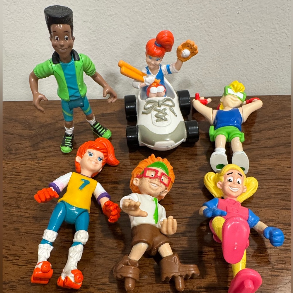 Vintage 1990 BK Burger King Kids Club Bundle of 7 IQ Vid Boomer Jaws Characters